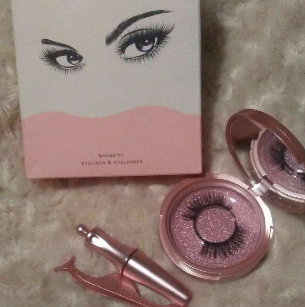 Magnetic eyeliner & eyelashes
